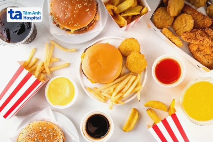 Hạn chế thực phẩm chế biến sẵn cho người suy giáp