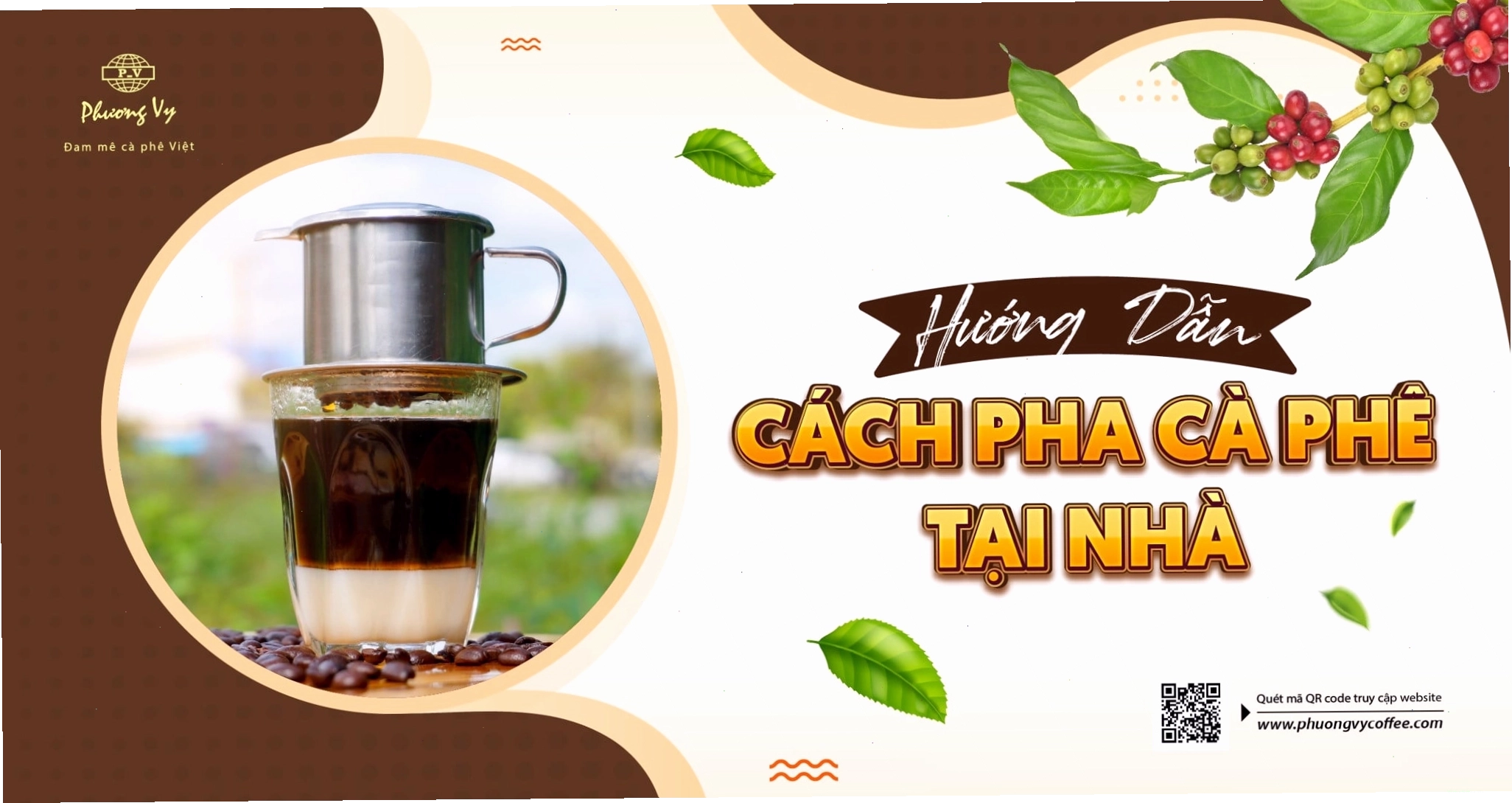 Ly cà phê sữa đá hấp dẫn với lớp bọt sữa mịn trên bề mặt