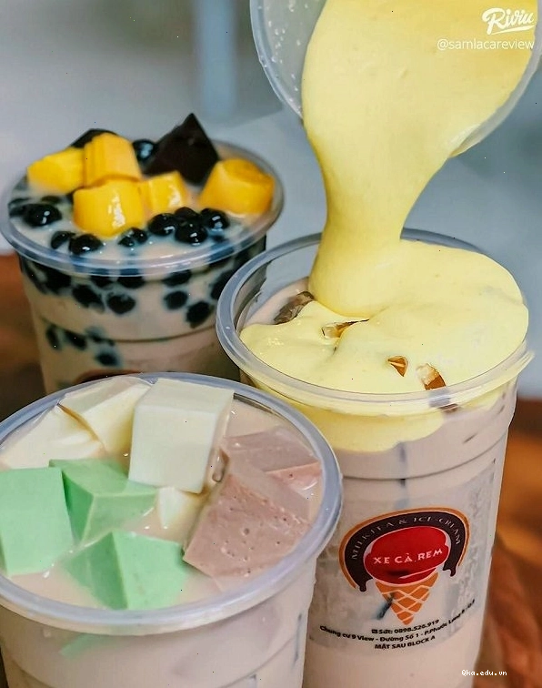 Ly trà sữa khúc bạch với những viên phô mai mềm mại