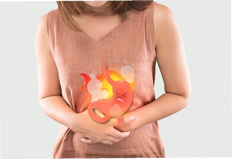 Măng tươi sau khi sơ chế sẵn sàng cho quá trình ngâm tỏi ớt