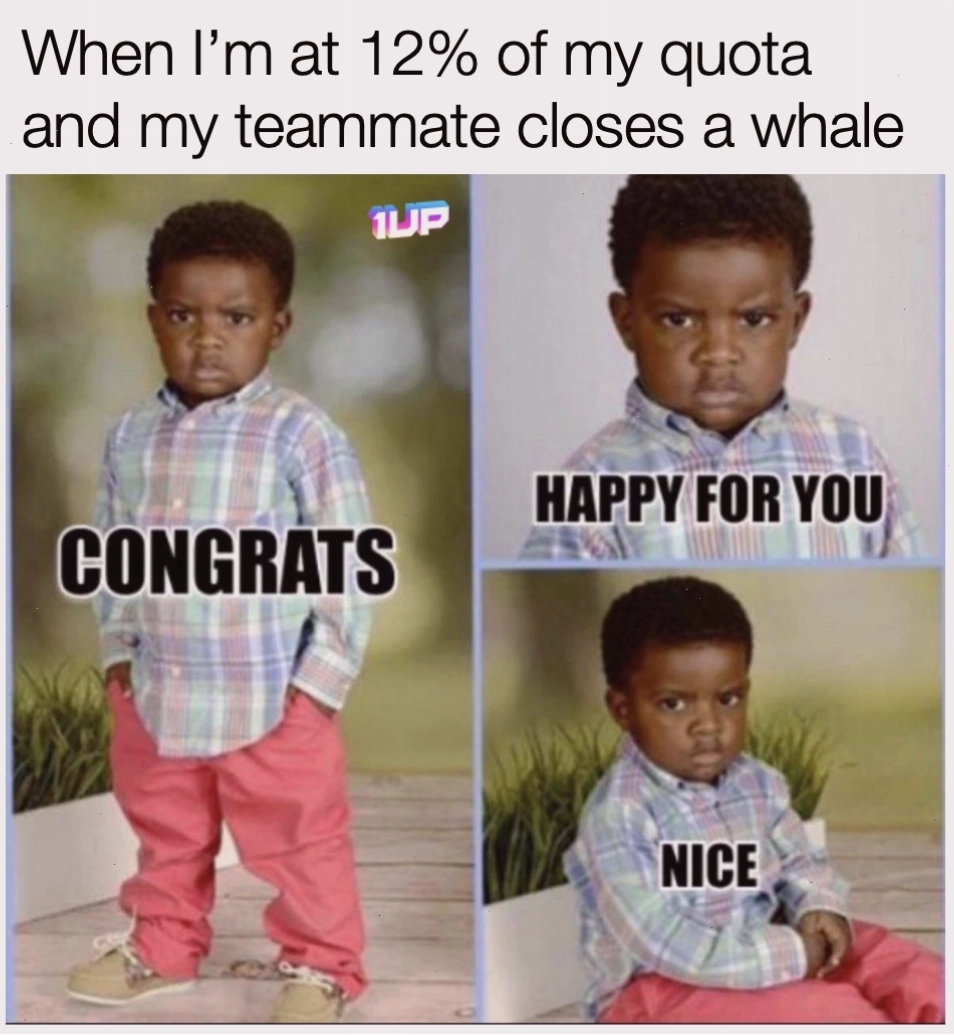 Meme chúc mừng thành tích của đội nhóm bán hàng