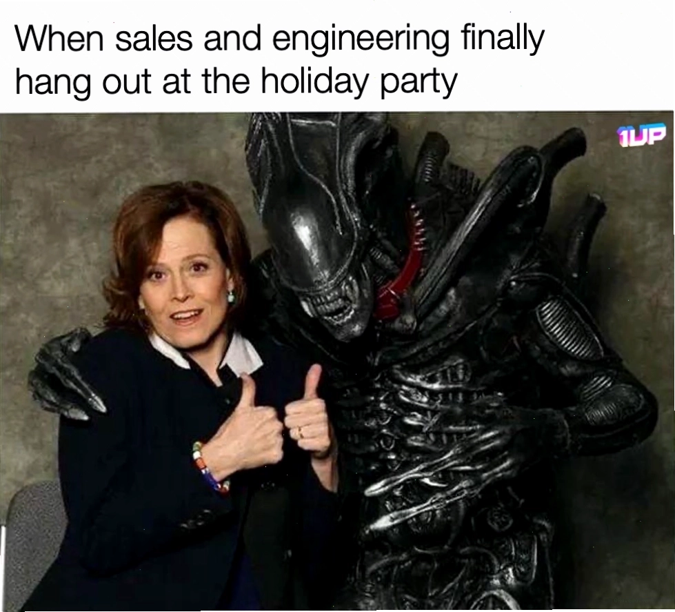 Meme về sự khác biệt giữa đội ngũ bán hàng và kỹ thuật
