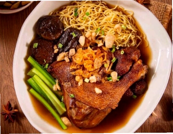 Mì Vịt Tiềm Sài Gòn - Món ăn bổ dưỡng cho bữa tối