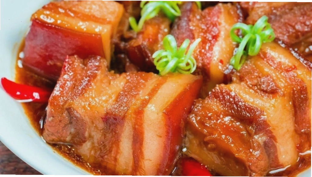 Món thịt kho tàu đậm đà hương vị, thích hợp cho bữa cơm gia đình