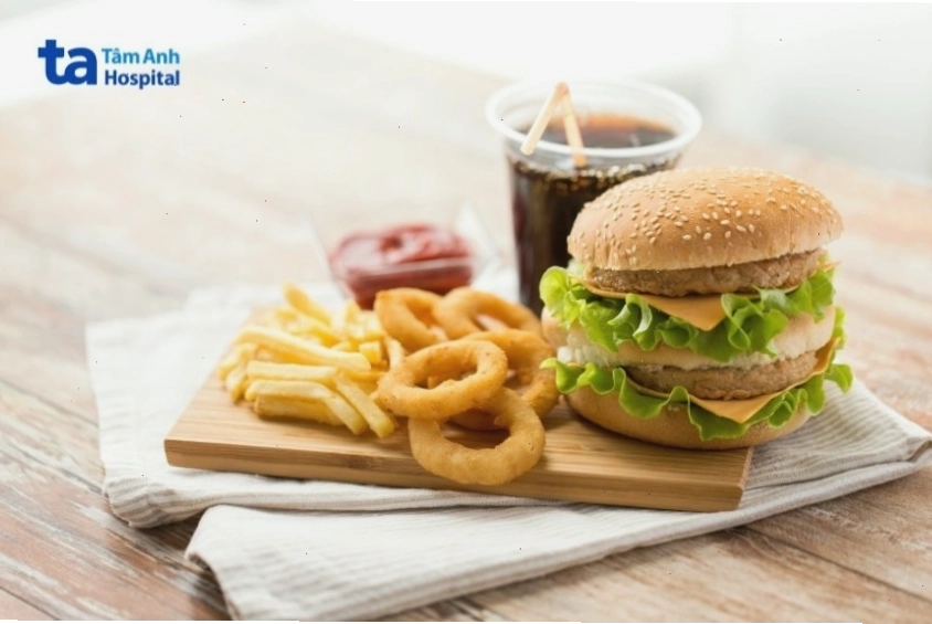 Người bệnh tuyến giáp nên tránh đồ chiên rán