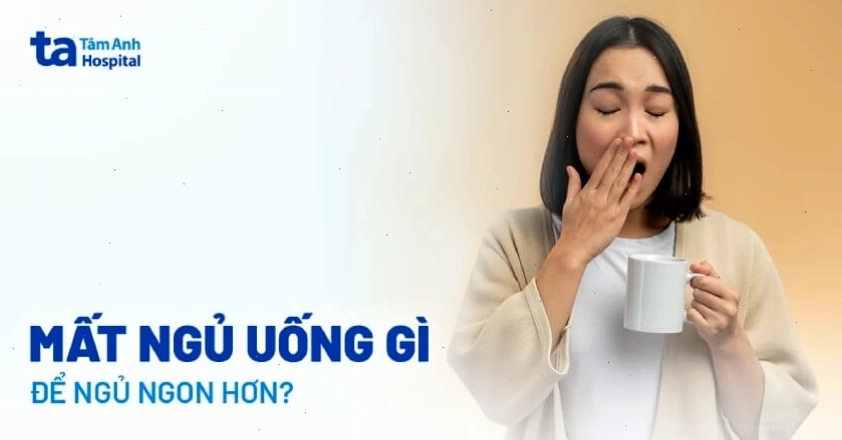 Nước ép cherry chua chứa melatonin tự nhiên hỗ trợ điều chỉnh giấc ngủ.