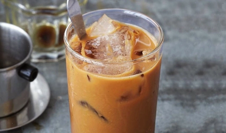 Nước tăng lực và sô cô la là những đồ uống chứa caffein khác