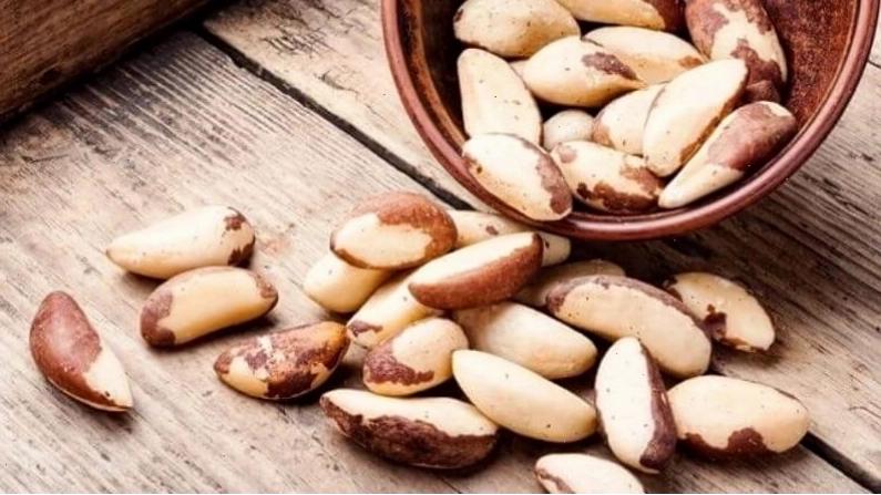 Quả hạch cũng là loại thực phẩm chứa nhiều sắt được sử dụng cho bà bầu