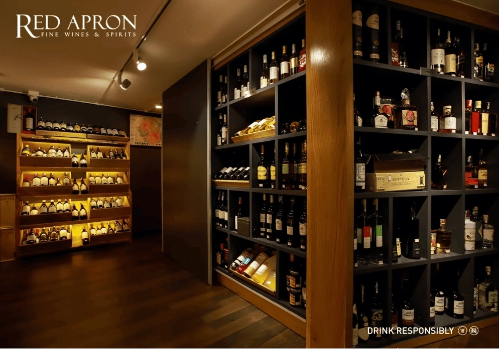 Red Apron cung cấp các loại rượu pha cocktail