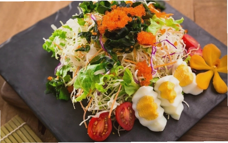 Salad trứng rau củ cho thực đơn 1300 calo