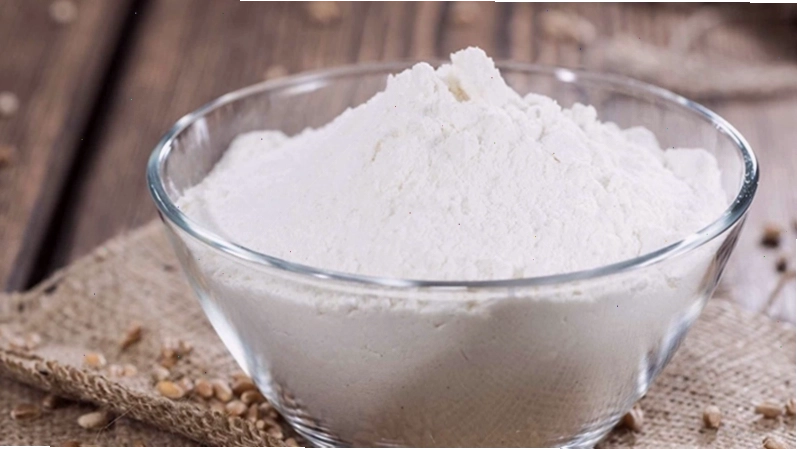 So sánh bột năng và bột gạo về màu sắc và độ khô