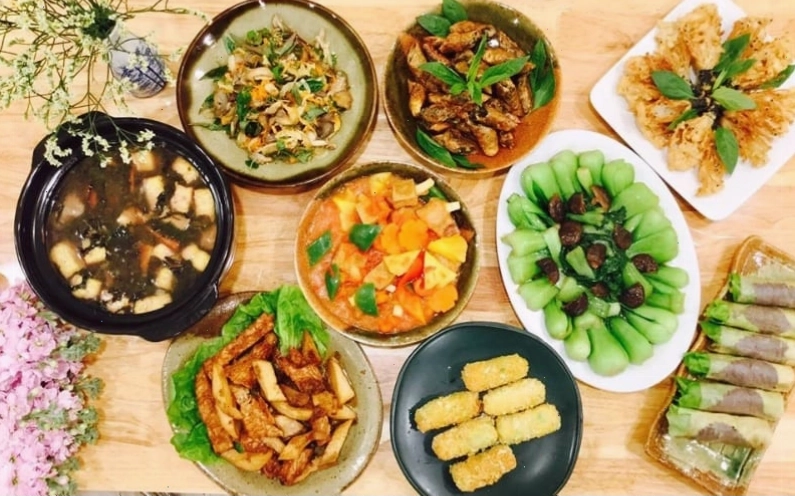 Thực đơn chay cung cấp đủ năng lượng, vitamin và khoáng chất.