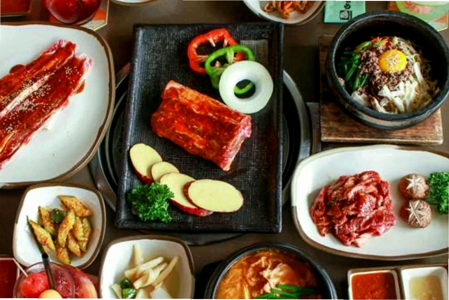 Thực đơn đa dạng các món nướng tại GoGi House Quán Sứ