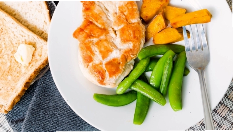 Thực đơn eat clean ngày thứ 2 với cá diêu hồng và cơm gạo lứt