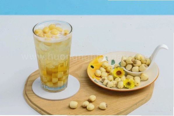 Thức uống làm từ hạt sen thanh mát