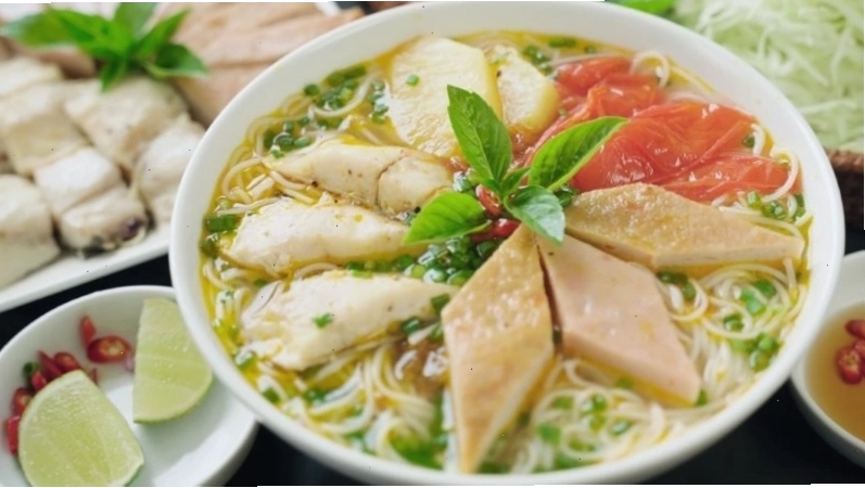 Tô bún cá Nha Trang thơm ngon và hấp dẫn