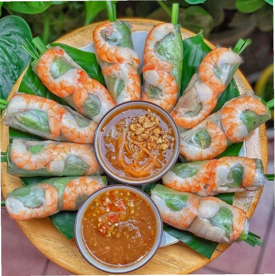 Tô bún thang thanh nhã với nhiều nguyên liệu hấp dẫn