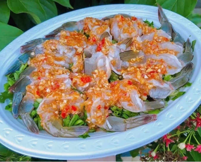 Tôm sốt thái chua cay hấp dẫn