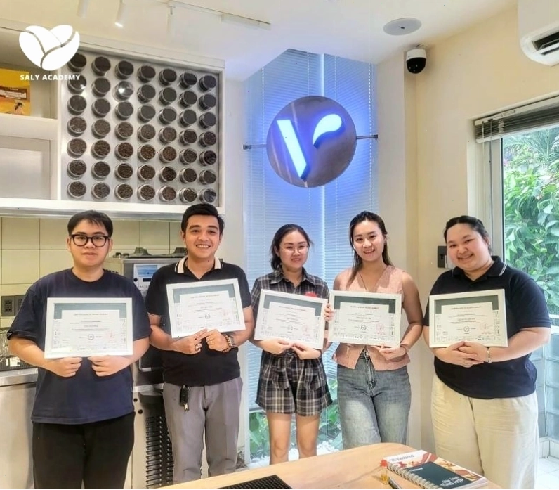 Vietblend cung cấp nhiều khóa học pha chế đồ uống chuyên nghiệp tại Hà Nội