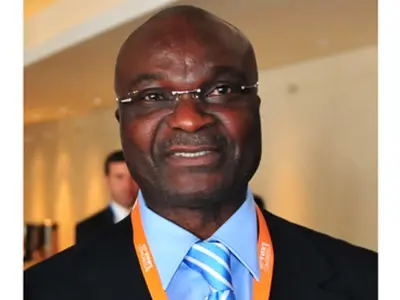 Sự thật về tiểu sử huyền thoại Roger Milla và gã sư tử già
