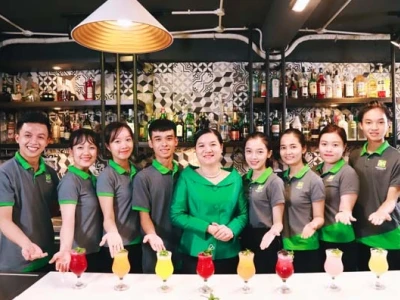 Học Cách Pha Chế Đồ Uống: Từ Cơ Bản Đến Nâng Cao Cho Người Mới Bắt Đầu