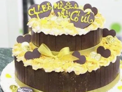 Khám Phá Mẫu Bánh Kem 2 Tầng Đơn Giản: Vẻ Đẹp Tinh Tế Cho Mọi Dịp