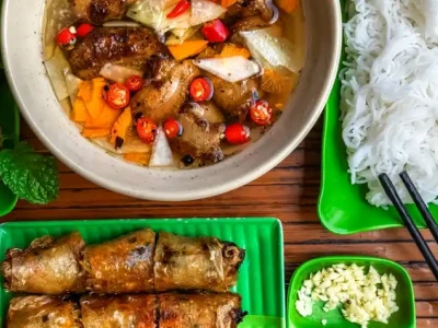Khám Phá Top 10 Món Ăn Ngon Nhất Việt Nam Được Thế Giới Vinh Danh